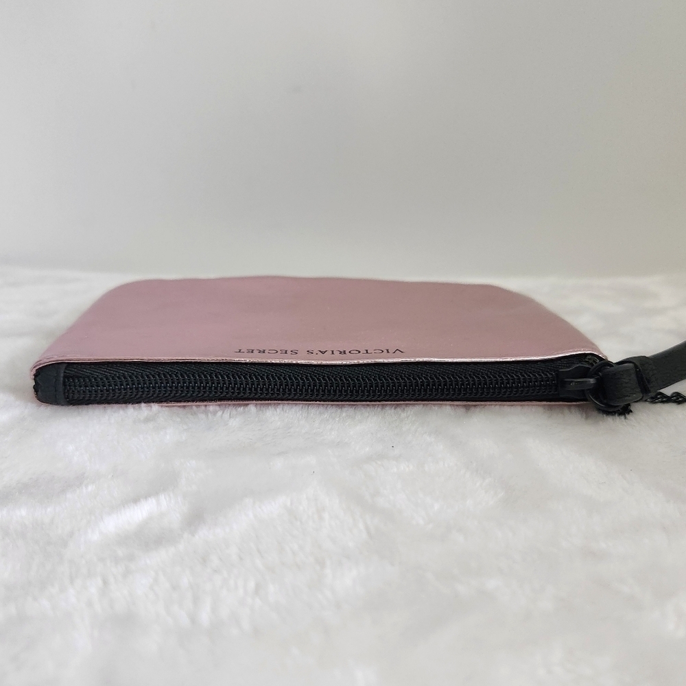 Victoria's Secret VS Logo Shimmer Light Pink Zipper Pouch Clutch Wristlet Bag - Picture 4 of 7
